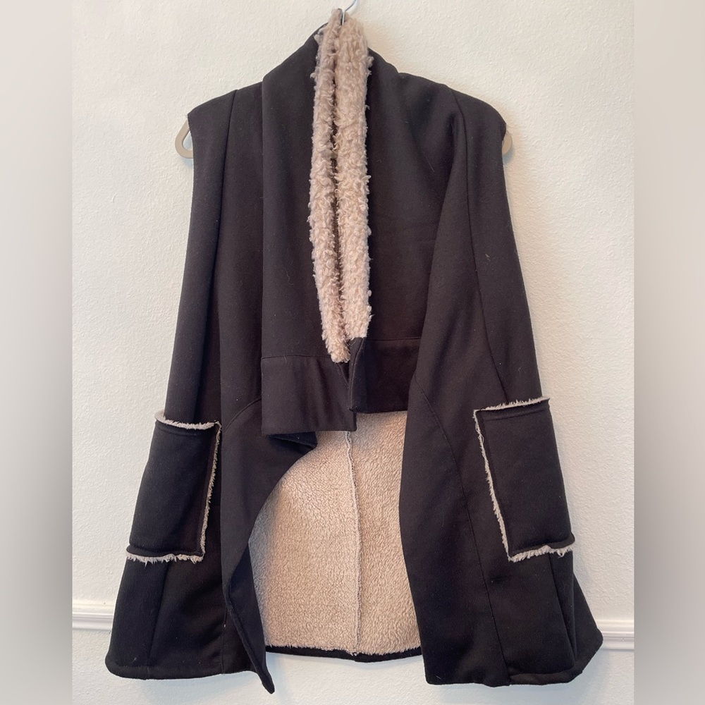 Stevie Hender Cozy Beige Fleece Jacket